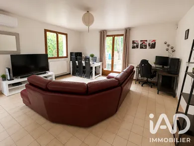 Village house in Guichainville (27930)