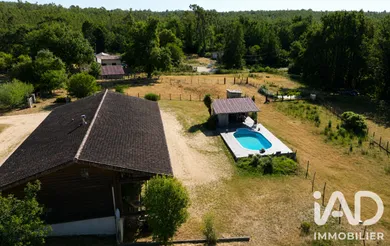 Maison traditionnelle à Chamadelle (33230)
