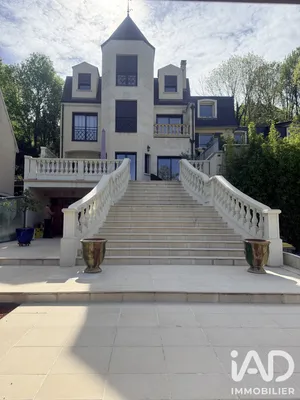 Maison d'architecte à Bry-sur-Marne (94360)