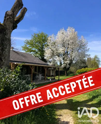 Maison de campagne à Saint-Prix (03120)