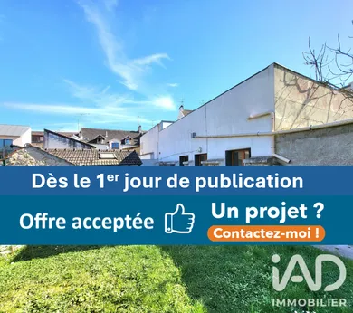 Townhouse in Jouy-en-Josas (78350)