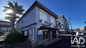 Building in Le Tampon (97430)