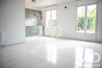 Appartement à Lumigny-Nesles-Ormeaux (77540)