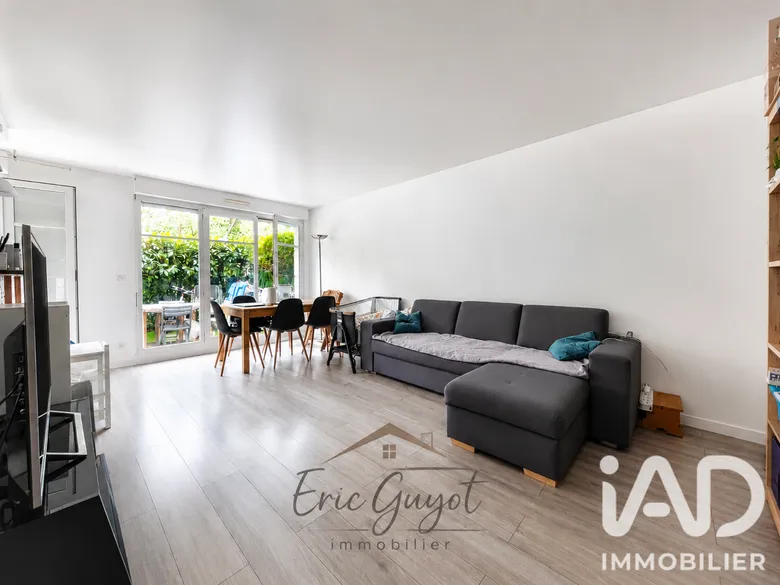 Appartement 3 pièces 60 m² · à Le Plessis-Trévise · 60 m² · 275 000 €