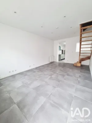 Townhouse in La Gorgue (59253)