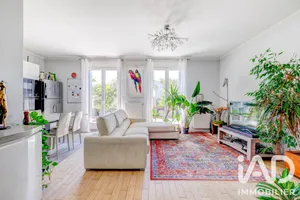 Apartment in Clichy (92110)