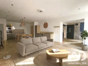Village house in Berrias-et-Casteljau (07460)