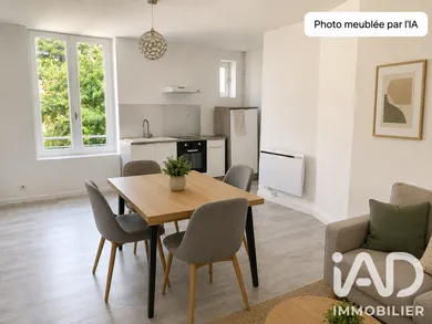 Apartment in Saint-Étienne (42100)