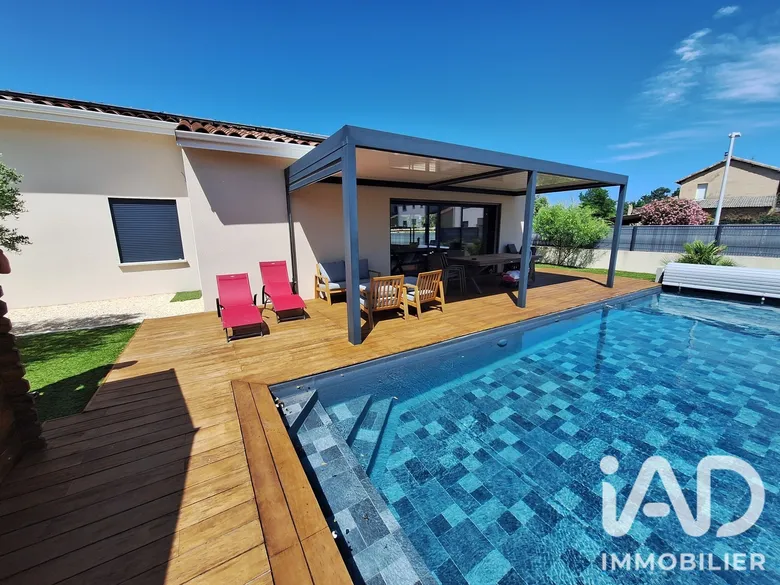 Maison 5 pièces 120 m² · à Beauvallon · 120 m² · 449 000 €