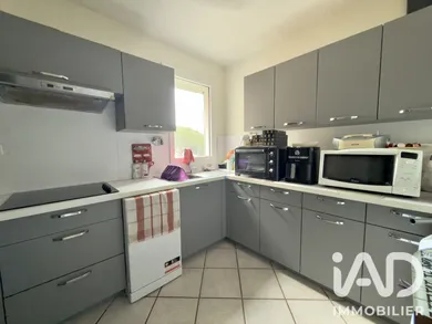 Appartement à Hyères (83400)