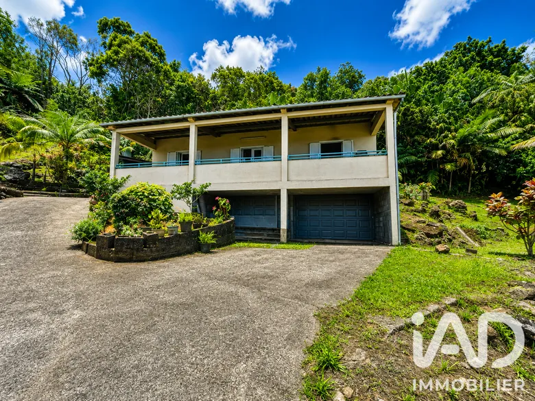 Maison 4 pièces 100 m² · à Petite Ile · 100 m² · 200 000 €