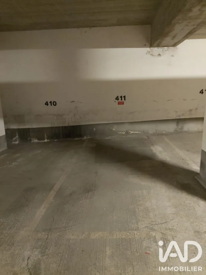 Parking 12 m² · à Montreuil · 12 m² · 20 000 €