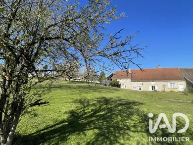 Village house in Lanty-sur-Aube (52120)