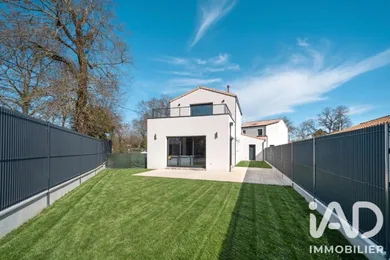 House in Sainte-Pazanne (44680)