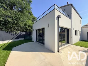 House in Sainte-Pazanne (44680)