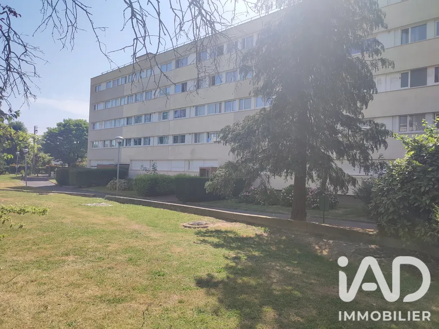 Appartement à Écouen (95440) photo 3