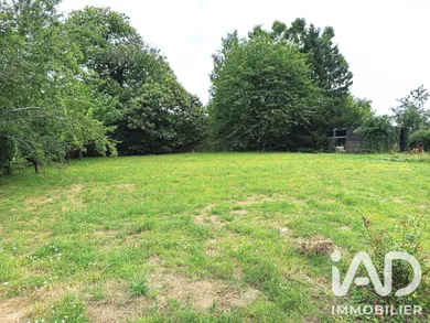 Land in Les Iffs (35630)