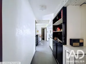 Apartment in Montreuil (93100)
