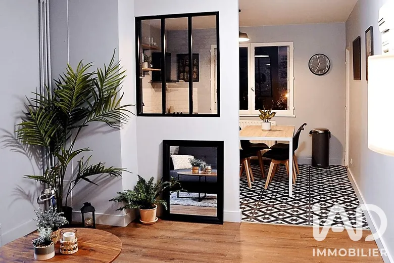 Appartement 5 pièces 75 m² · à Évry · 74,8 m² · 191 000 €