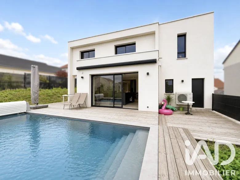 Maison 6 pièces 144 m² · à Béchy · 143,9 m² · 429 000 €