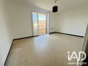 Apartment in Saint-Mandrier-sur-Mer (83430)
