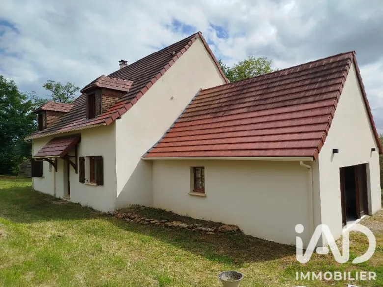 Maison 5 pièces 180 m² · à Cressensac-Sarrazac · 180 m² · 289 000 €