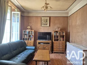 Townhouse in Cheny (89400)