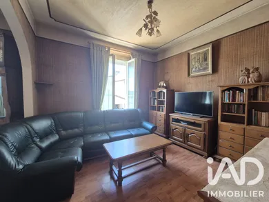 Townhouse in Cheny (89400)
