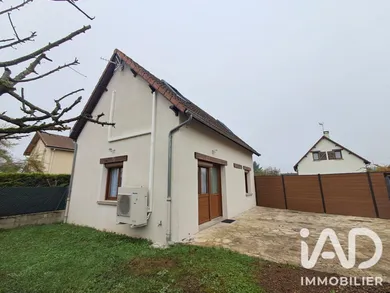 Maison traditionnelle à Augy (89290)