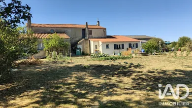 Maison de campagne à Grosbreuil (85440)