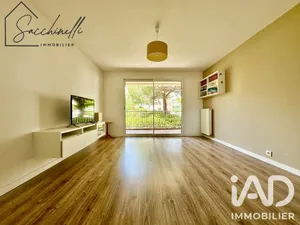 Apartment in Six-Fours-les-Plages (83140)
