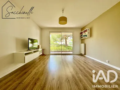 Appartement à Six-Fours-les-Plages (83140)