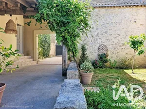Village house in Pellegrue (33790)