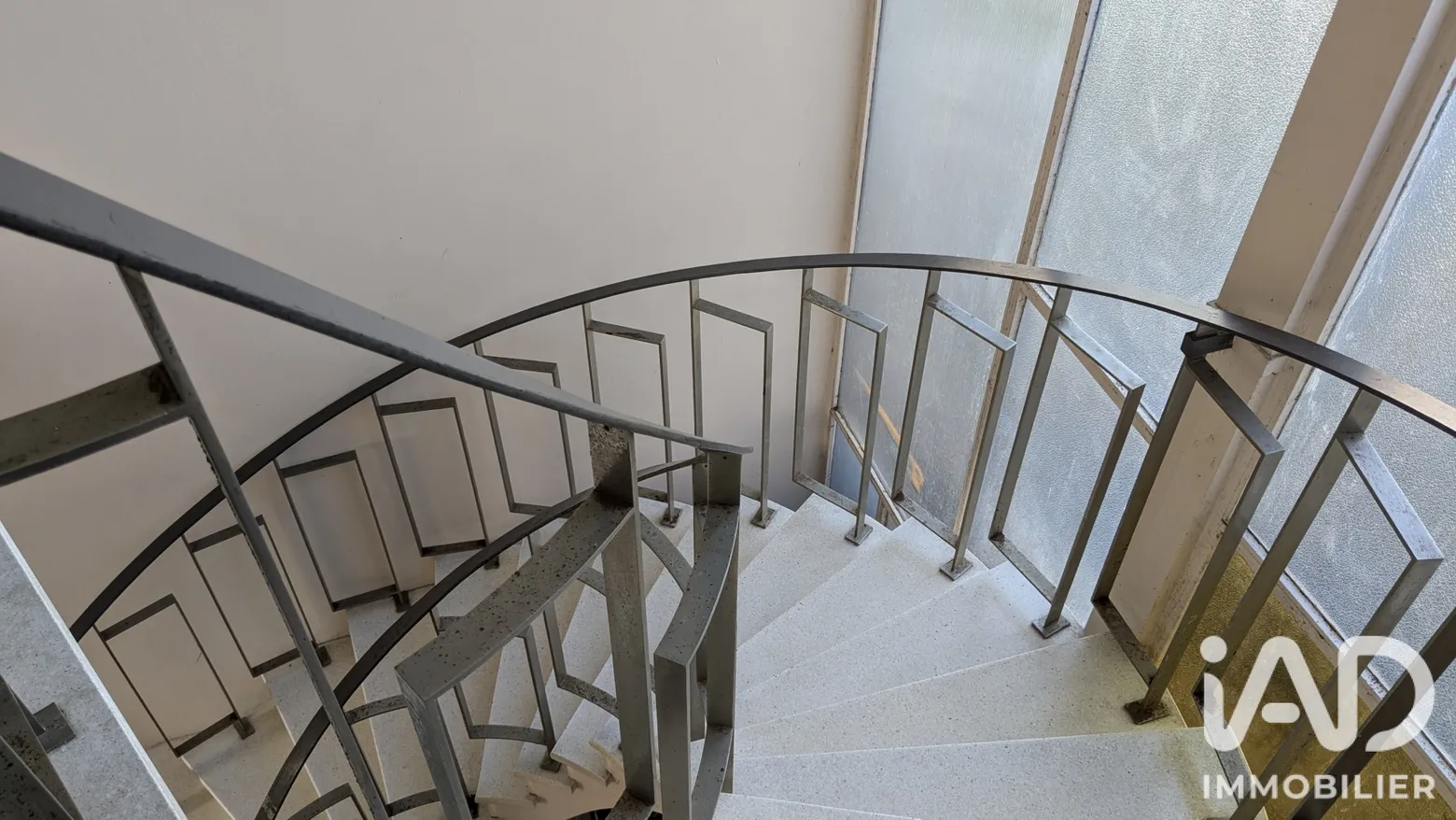 Vente immeuble 289 m² à Saint-Seurin-sur-l'Isle (33660) - 2062841 — 3