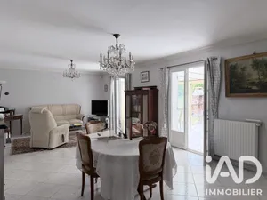 Maison traditionnelle à Villejuif (94800)