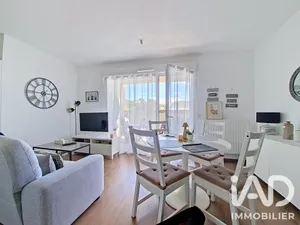 Apartment in Couëron (44220)