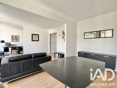 Apartment in Chilly-Mazarin (91380)