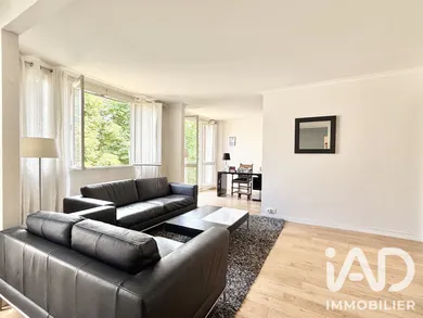 Apartment in Chilly-Mazarin (91380)