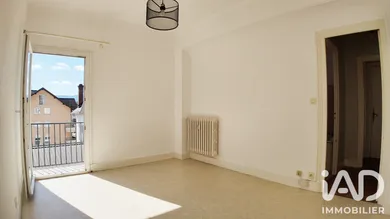 Appartement à Challes-les-Eaux (73190)