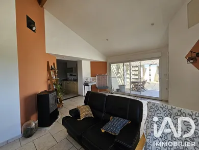 Maison à Magné (79460)
