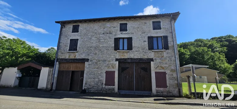 Maison 6 pièces 124 m² · à Bettant · 124 m² · 229 000 €