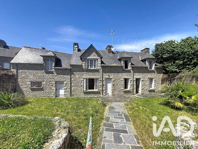 Maison 4 pièces 124 m² · à Pleudihen-sur-Rance · 123,8 m² · 230 000 €