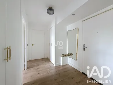 Apartment in Nanterre (92000)