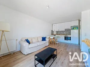 Apartment in Villejuif (94800)