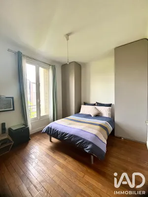 Apartment in Courbevoie (92400)