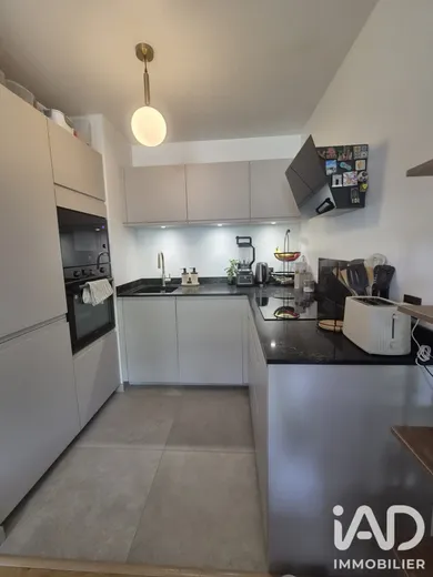 Appartement à Magny-le-Hongre (77700)