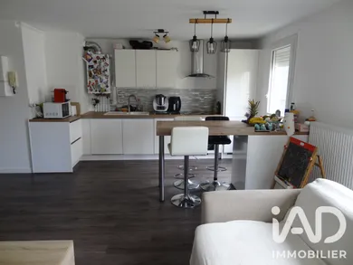 Appartement à Combs-la-Ville (77380)