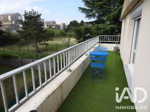 Apartment in Combs-la-Ville (77380)