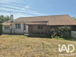 Maison à Charroux (86250)