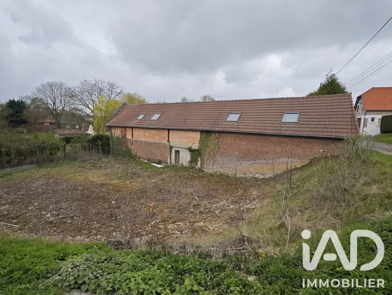 Maison 4 pièces 230 m² · à Joncourt · 230 m² · 96 000 €